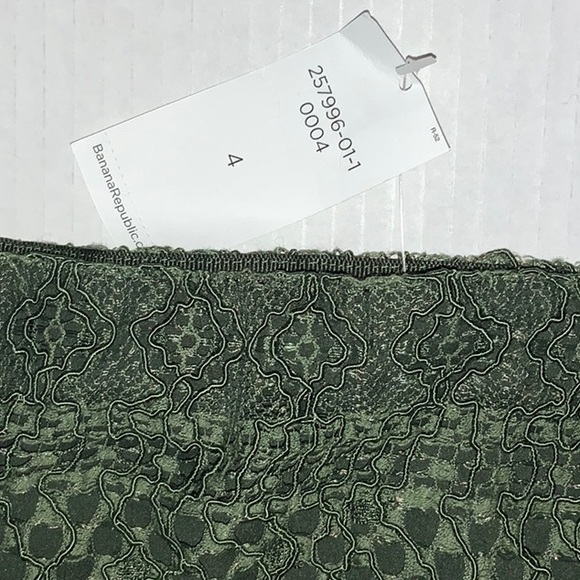 NWT Banana Republic Olive Green Lace Pencil Skirt - Size 4 - Picture 5 of 8